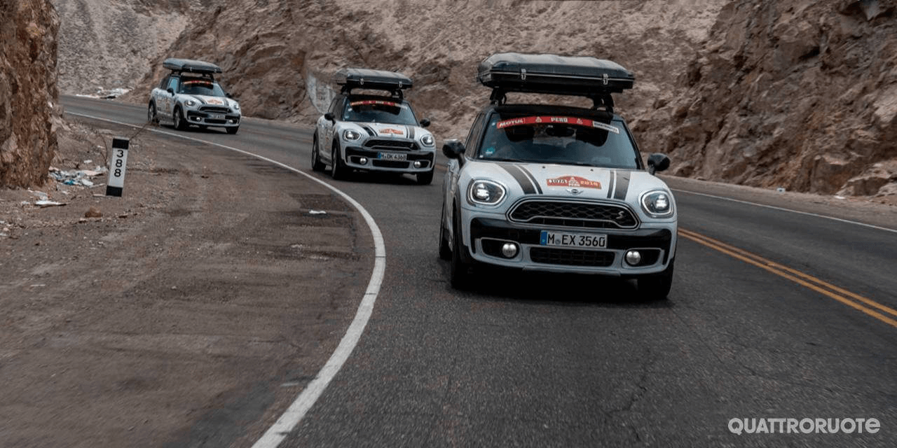 AUTOHOME_Tende-da-tetto_Immagine_EXPERIENCE_MINI_COUNTRYMAN_DAKAR_1280x640pxls_DESKTOP_1