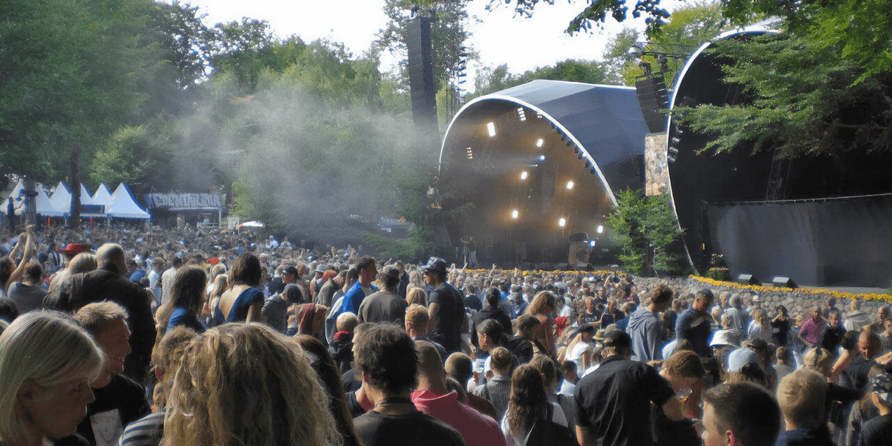 AUTOHOME_Tende-da-tetto_Immagine_EXPERIENCE_SmukFest-Tenthouse_1280x640pxls_DESKTOP_5